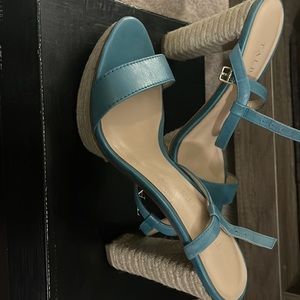Talbots Maggie Aquamarine platform sandal